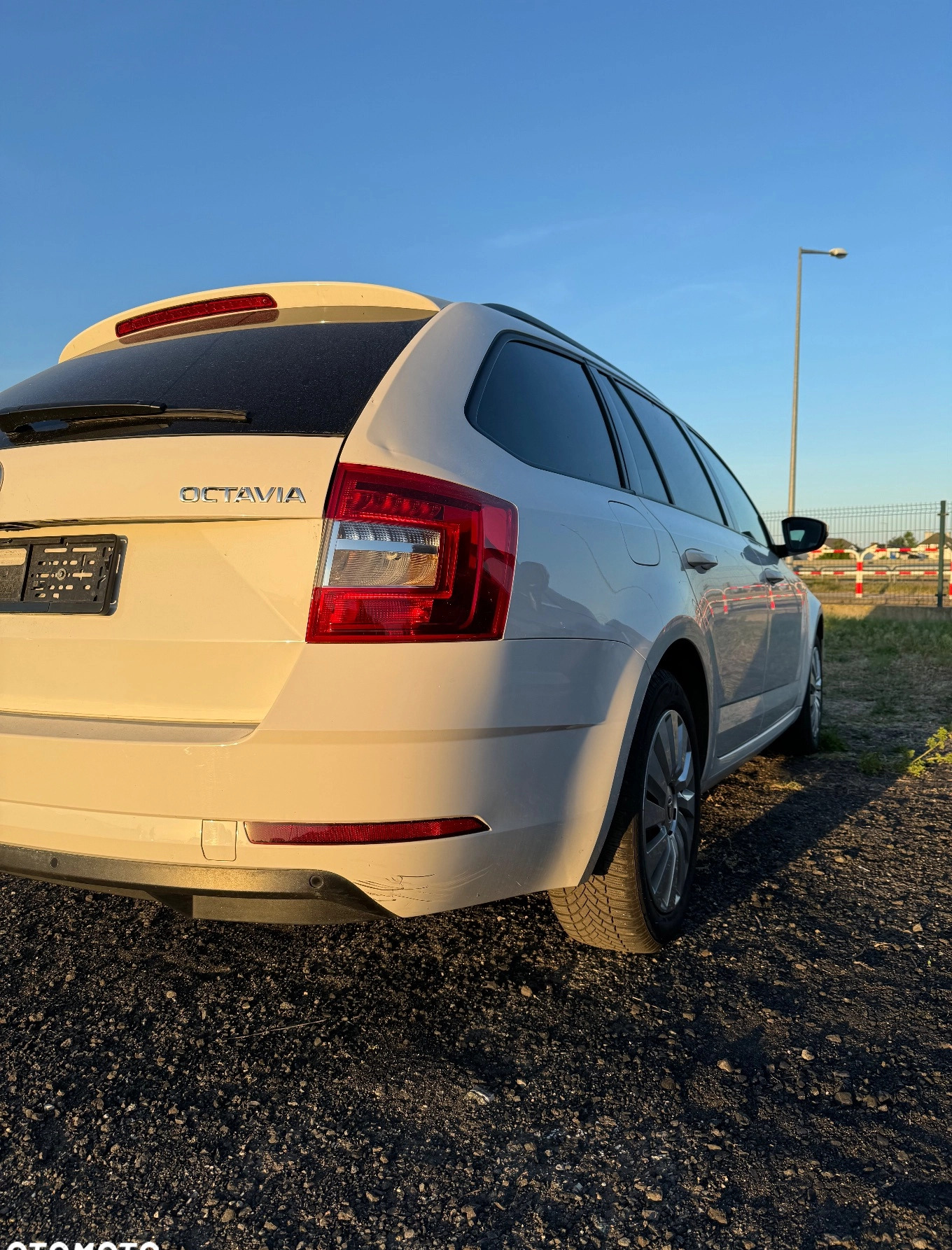 Skoda Octavia cena 37999 przebieg: 170000, rok produkcji 2018 z Lubień Kujawski małe 497
